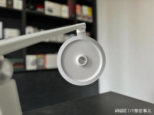 護(hù)眼更養(yǎng)眼 降低孩子近視的好產(chǎn)品 書客l2 pro護(hù)眼臺燈